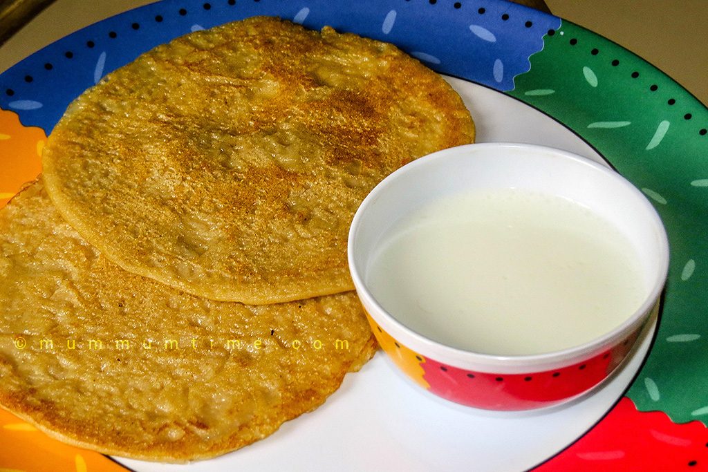 Wheat Pancakes (Godachi Dhirdi) with Milk